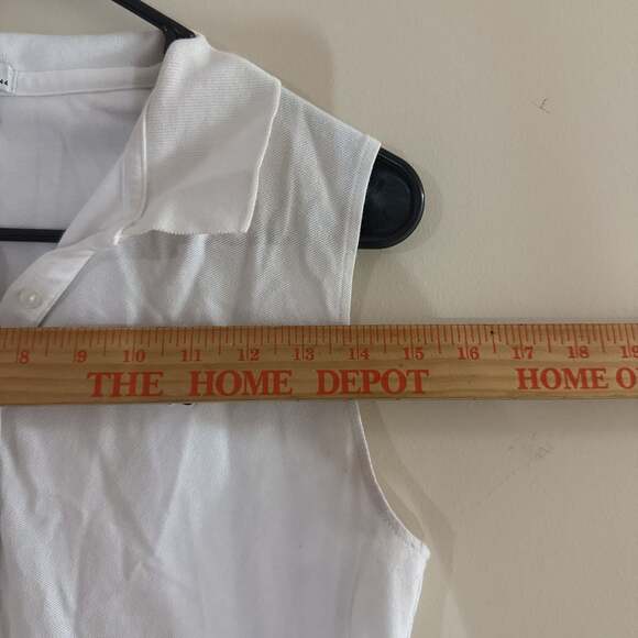 Lacoste Women's Sleeveless Polo Shirt - Y2K Style - White, Size 4 - Picture 6 of 7